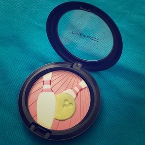 Mac face powder